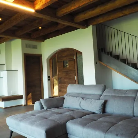 Perlino Vila Colico